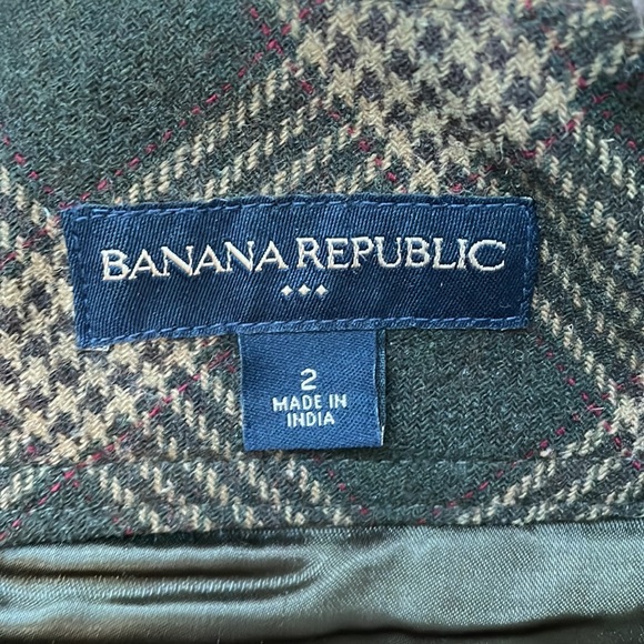 Banana Republic Wool Plaid Pencil Skirt - Picture 3 of 7